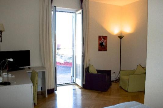 Residence Gli Angioini Srl Naples Exterior photo